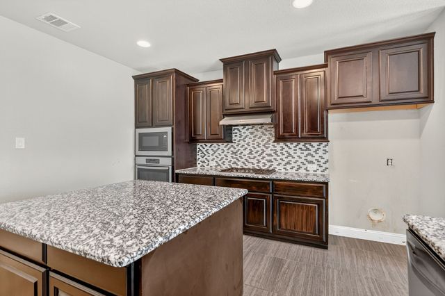 1012 Summer Lane, Mckinney, TX 75071