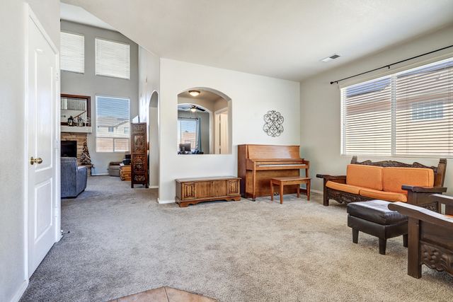 1409 MONTIANO Loop SE, Rio Rancho, NM 87124