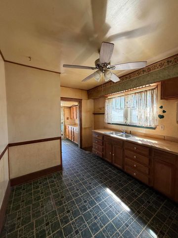 35068 Ellen Street, Clinton Twp, MI 48035