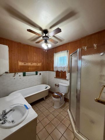 35068 Ellen Street, Clinton Twp, MI 48035