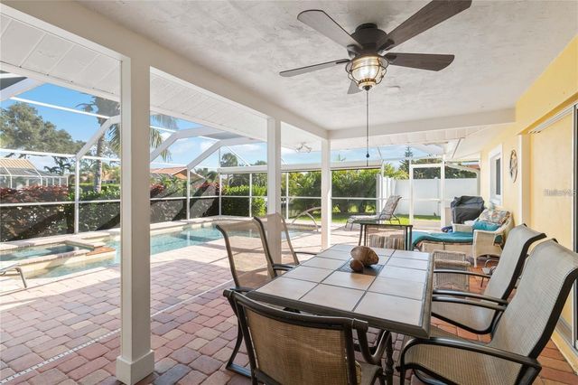 6711 AVENUE C, Sarasota, FL 34231