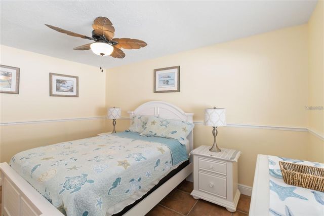 6711 AVENUE C, Sarasota, FL 34231