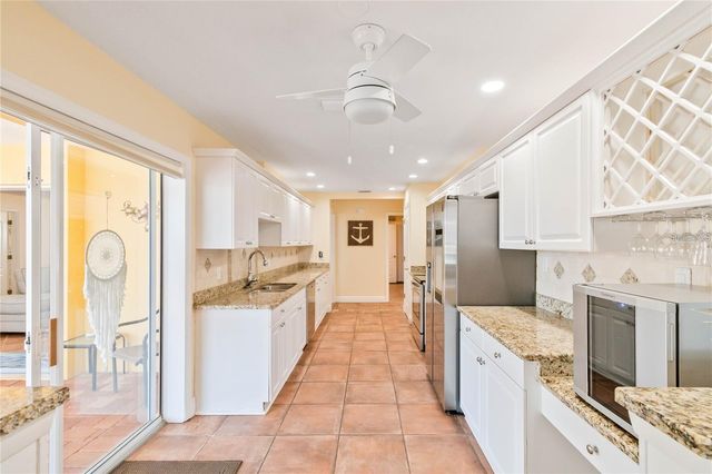 6711 AVENUE C, Sarasota, FL 34231