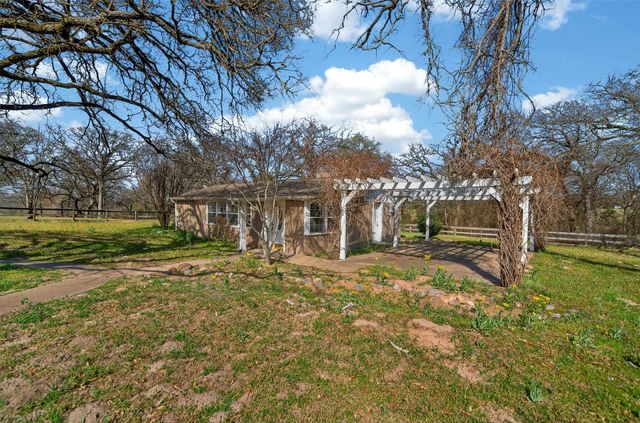 535 Riata Road, Bullard, TX 75757