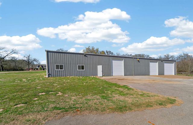 535 Riata Road, Bullard, TX 75757