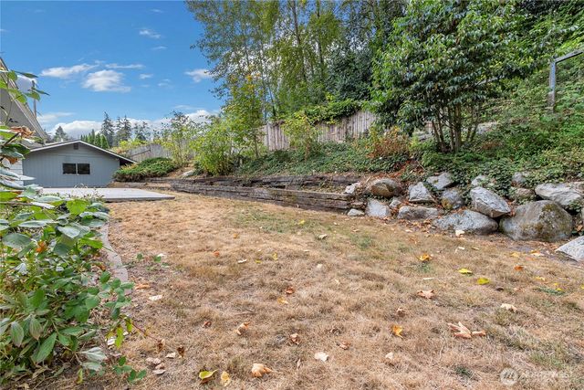 3416 Waller Road E, Tacoma, WA 98443