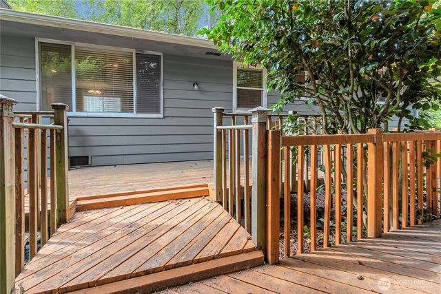 3416 Waller Road E, Tacoma, WA 98443
