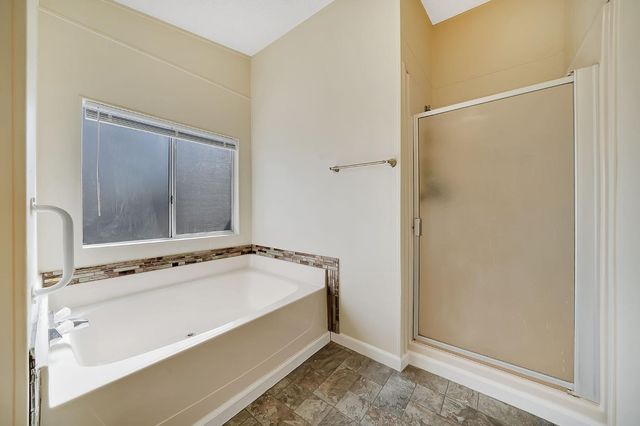 5574 Heritage Dr, Ione, CA 95640