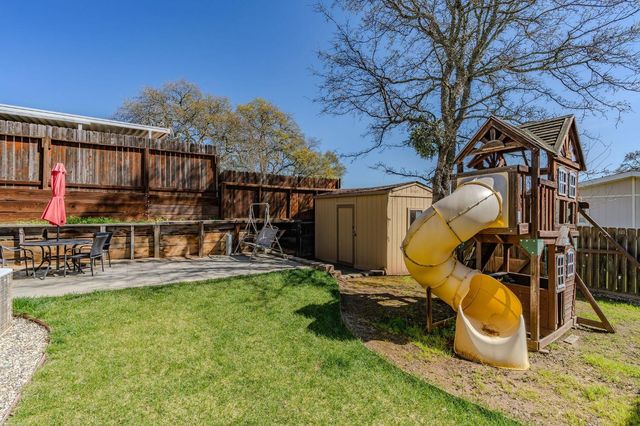 5574 Heritage Dr, Ione, CA 95640