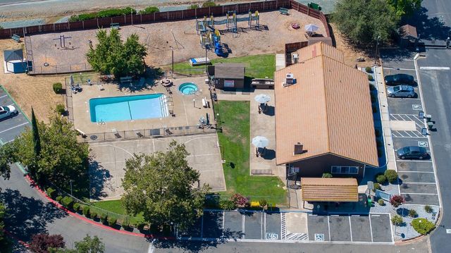 5574 Heritage Dr, Ione, CA 95640