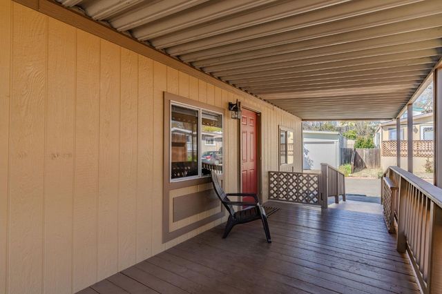 5574 Heritage Dr, Ione, CA 95640