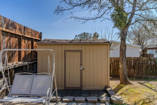 5574 Heritage Dr, Ione, CA 95640