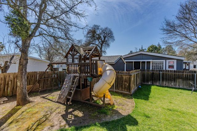 5574 Heritage Dr, Ione, CA 95640