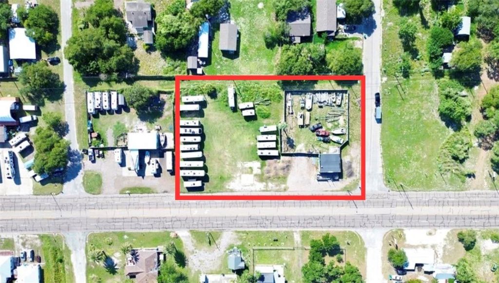 864 N Commercial St, Aransas Pass, TX 78336 — photo 3