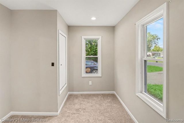 2089 Brady Avenue, Burton, MI 48529