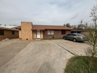 300 Casa Grande Dr, Odessa, TX 79763
