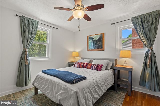 3117 KING ST, Alexandria, VA 22302