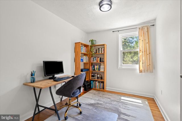 3117 KING ST, Alexandria, VA 22302