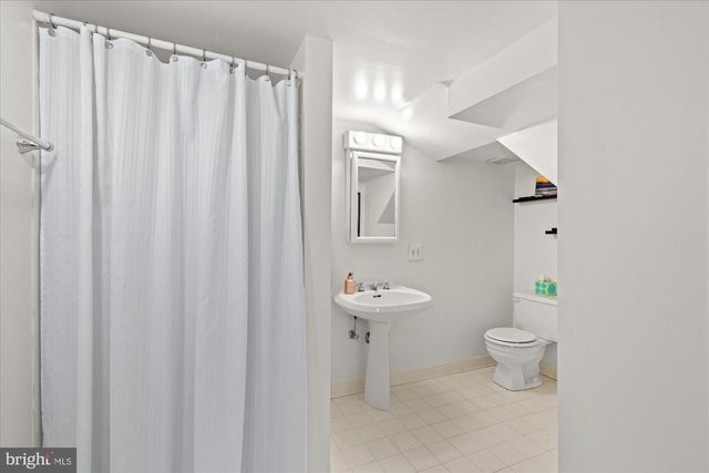 3117 KING ST, Alexandria, VA 22302