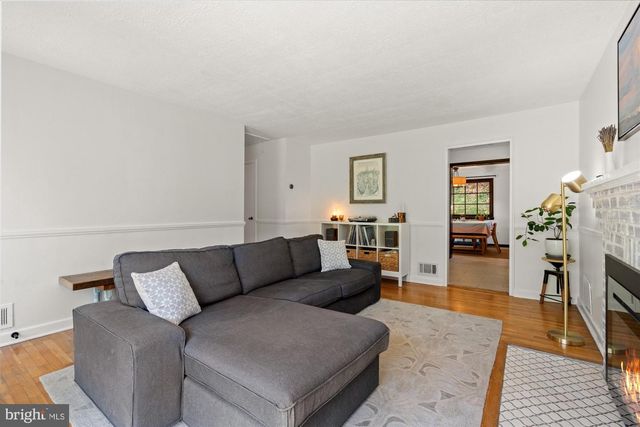 3117 KING ST, Alexandria, VA 22302