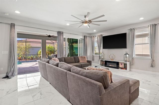 5632 LONG SHORE LOOP, Sarasota, FL 34238