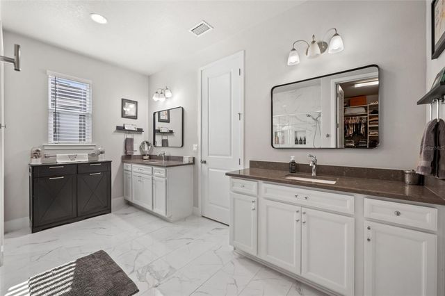 5632 LONG SHORE LOOP, Sarasota, FL 34238