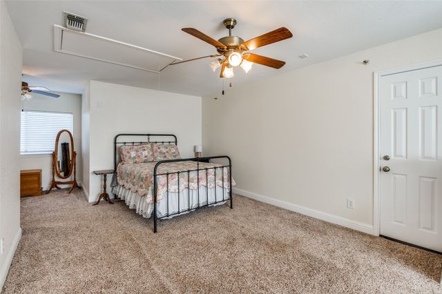 7700 Farm Village Road, Scurry, TX 75158