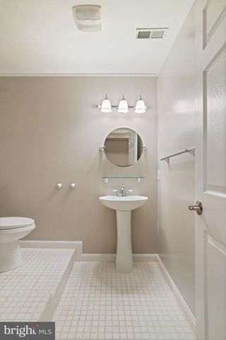 19 WINDRUSH CT, Stafford, VA 22554