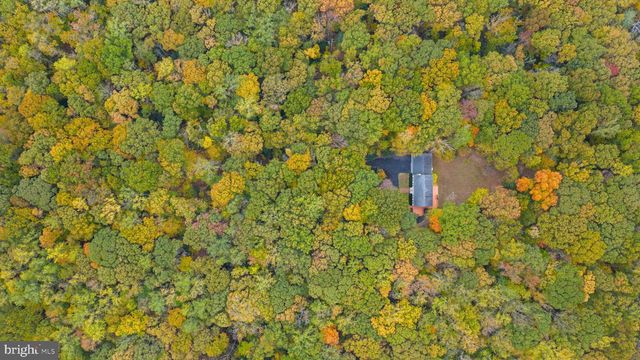 19 WINDRUSH CT, Stafford, VA 22554