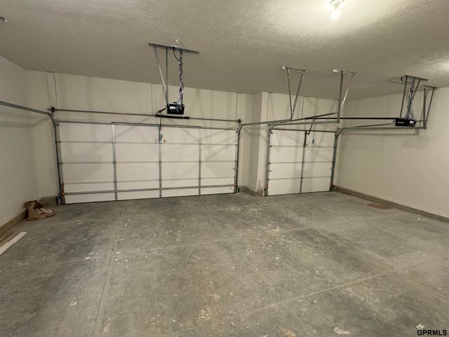 12667 Cooper Street, Omaha, NE 68138