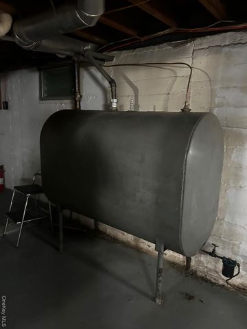 551 Emerson Street, Uniondale, NY 11553