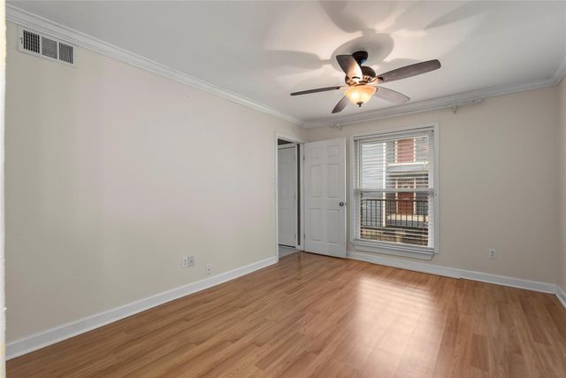18515 Egret Bay Boulevard 1103, Webster, TX 77058