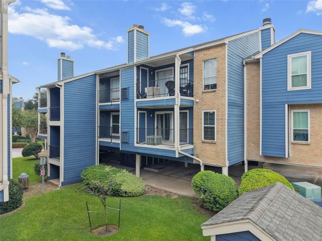 18515 Egret Bay Boulevard 1103, Webster, TX 77058
