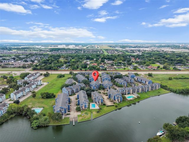 18515 Egret Bay Boulevard 1103, Webster, TX 77058