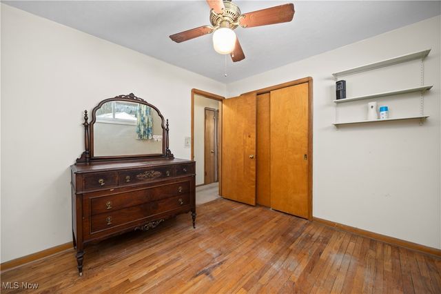 24400 Rosita Lane, North Olmsted, OH 44070