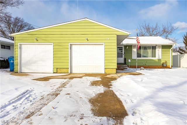 24400 Rosita Lane, North Olmsted, OH 44070