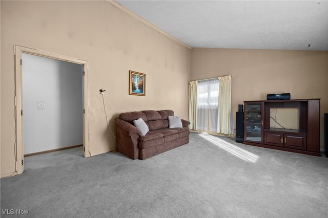 24400 Rosita Lane, North Olmsted, OH 44070