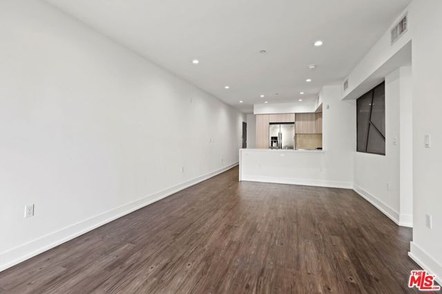 409 Hayworth 206, Los Angeles, CA 90048