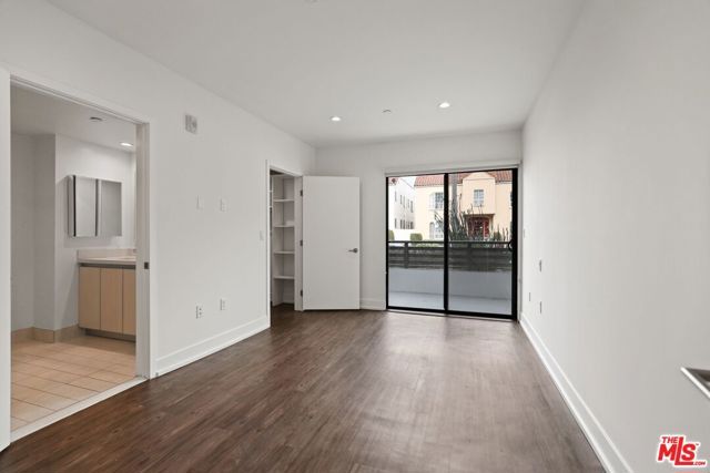 409 Hayworth 206, Los Angeles, CA 90048