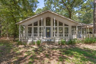 142 Primrose Cove, Holly Lake Ranch, TX 75765