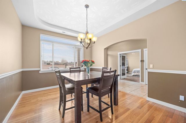 4502 Tamarisk Drive, Pasco, WA 99301