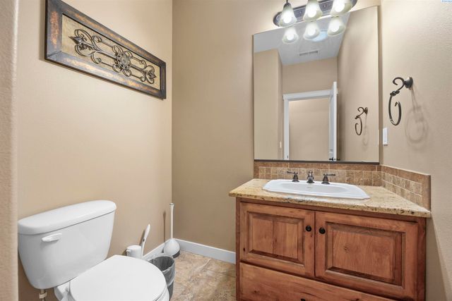 4502 Tamarisk Drive, Pasco, WA 99301