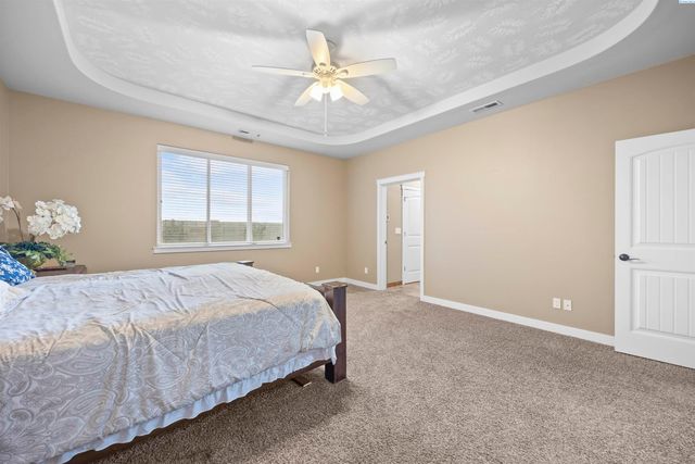 4502 Tamarisk Drive, Pasco, WA 99301