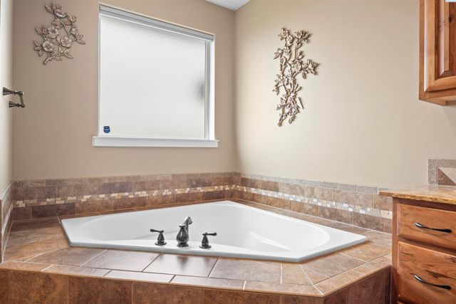 4502 Tamarisk Drive, Pasco, WA 99301