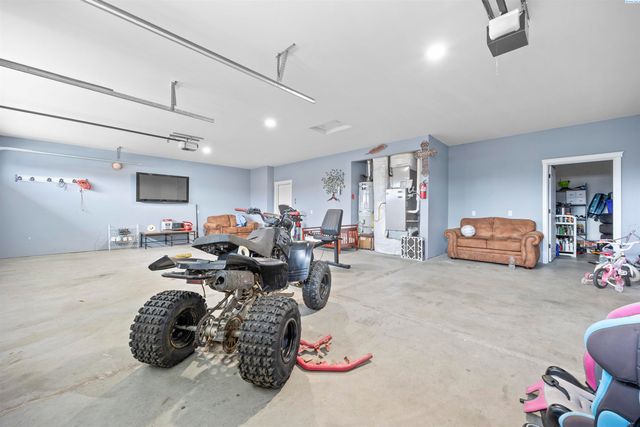 4502 Tamarisk Drive, Pasco, WA 99301