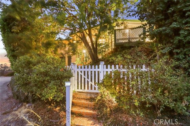 11575 Amanda Drive, Studio City (los Angeles), CA 91604