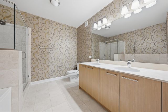 225 N Columbus Drive 7201, Chicago, IL 60601