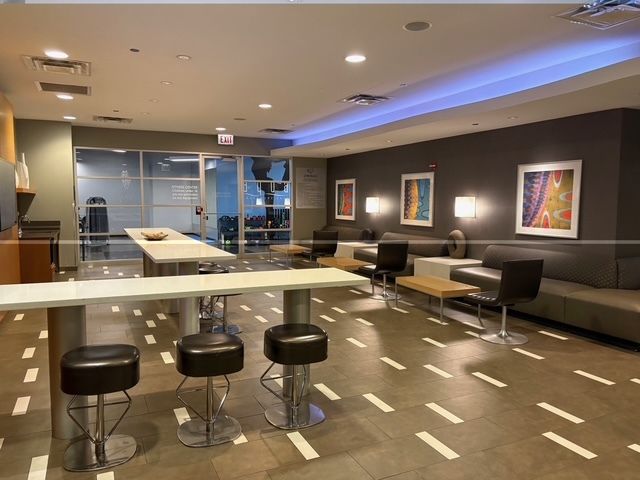 225 N Columbus Drive 7201, Chicago, IL 60601