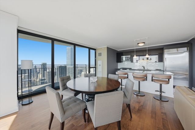 225 N Columbus Drive 7201, Chicago, IL 60601