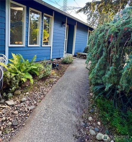 3717 S 316th Street, Auburn, WA 98001